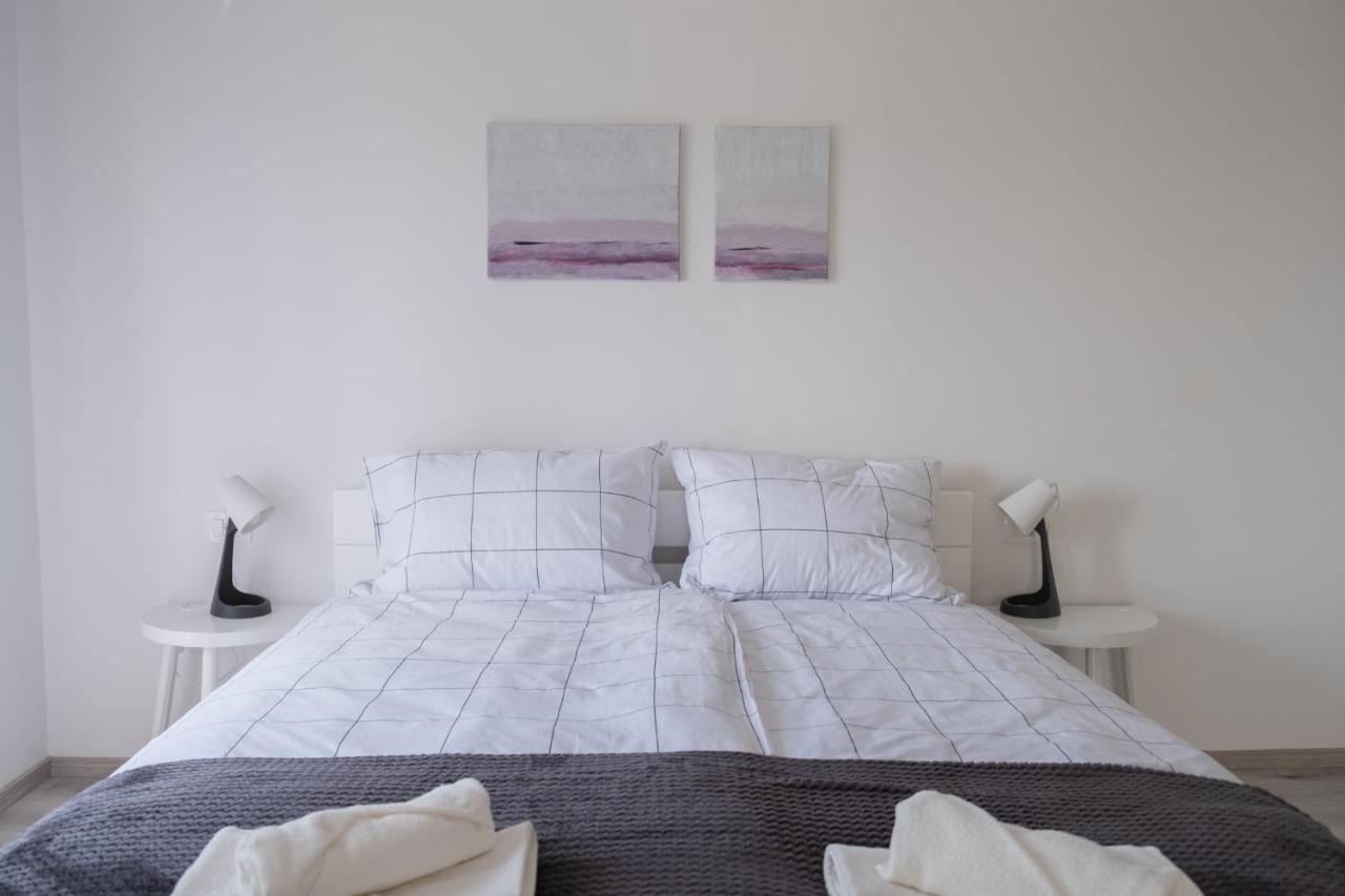 Apartma Oddih Dutovlje Exterior photo